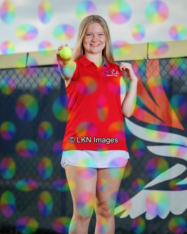NCLAHS - Tennis - W: CR6A3240_NCLAHS_Fall