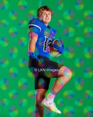 LNHS1 - Football: R6B_7444_LNHS_Fall
