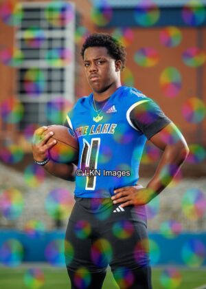 LNHS - Football: CR6A1901_LNHS_Fall_2