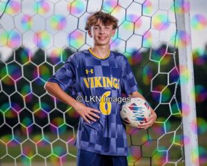 SIHS - Soccer - M: CR6A8909_SIHS_Fall_2