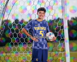 SIHS - Soccer - M: CR6A8935_SIHS_Fall_2