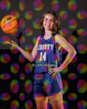 LP - Basketball - W: CR6A7214_LP_Winter