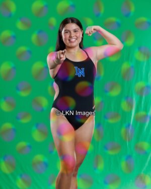 LNHS - Swimming: R3A_6075_LNHS_Winter
