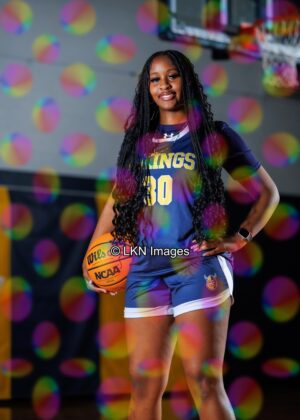 SIHS - Basketball - W: R3A_6566_SIHS_Winter