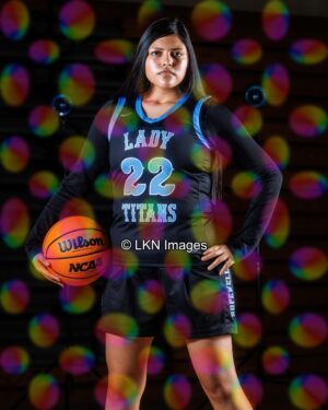 HHS - Basketball - W: R3A_7927_HHS_Winter