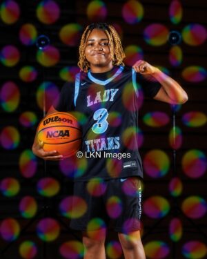 HHS - Basketball - W: R3A_7941_HHS_Winter