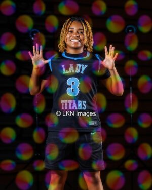 HHS - Basketball - W: R3A_7943_HHS_Winter