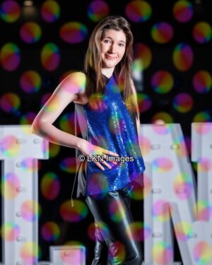 LNHS - Performing Arts: R6B_1383_LNHS_Winter