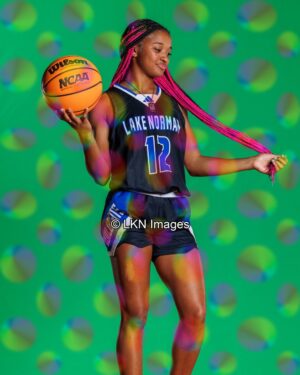 LNHS - Basketball - W: R6B_1723_LNHS_Winter