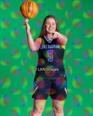 LNHS - Basketball - W: R6B_1739_LNHS_Winter