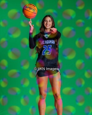 LNHS - Basketball - W: R6B_1797_LNHS_Winter