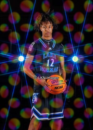 LNHS - Graduation: BBM_CR6A6931_LNHS_Grad