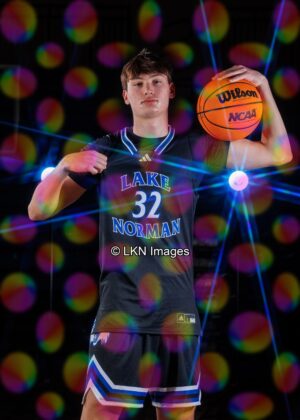 LNHS - Graduation: BBM_CR6A6986_LNHS_Grad