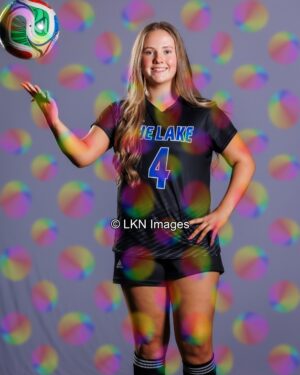 LNHS - Soccer - W: R6B_9772_LNHS_Spring