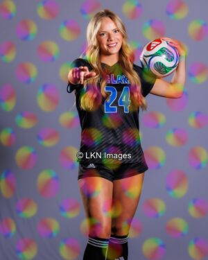 LNHS - Soccer - W: R6B_9806_LNHS_Spring