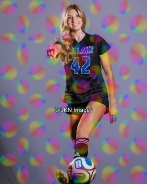 LNHS - Soccer - W: R6B_9842_LNHS_Spring