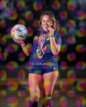 SIHS - Soccer - W: CR6A2902_SIHS_Spring