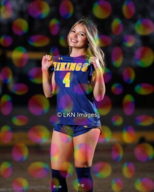 SIHS - Soccer - W: CR6A2913_SIHS_Spring