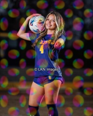 SIHS - Soccer - W: CR6A2917_SIHS_Spring