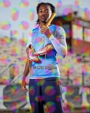 HHS - Track - Spring: R6B_4915_HHS_Spring